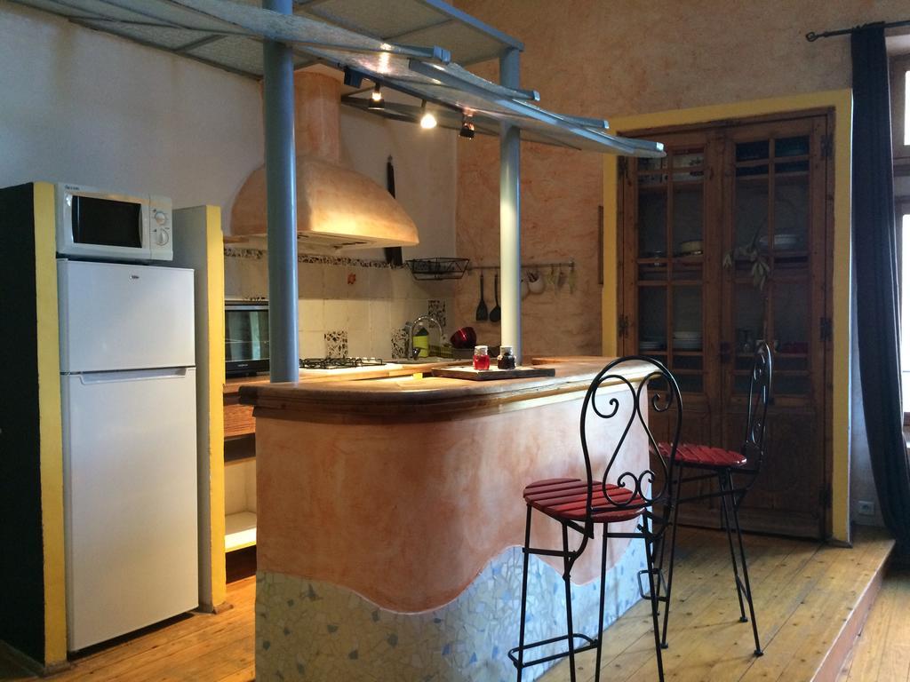 Duplex Avec Terrasse Tropezienne Daire Pézenas Dış mekan fotoğraf