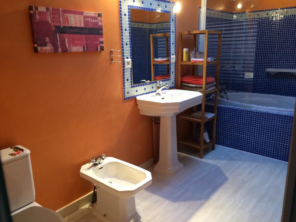 Duplex Avec Terrasse Tropezienne Daire Pézenas Dış mekan fotoğraf